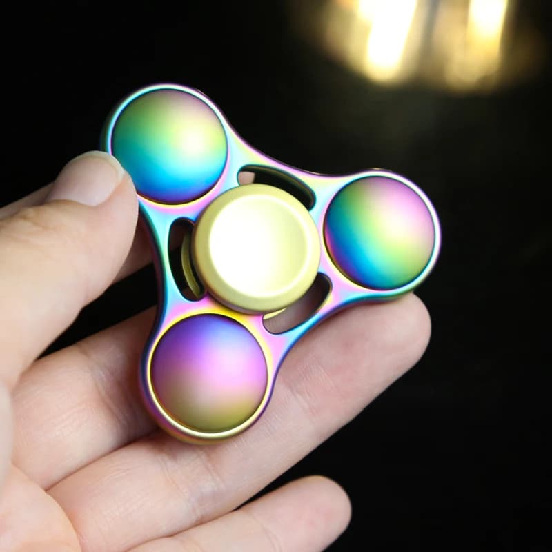 EDC Arcobaleno Fidget Spinner Mano Fidget Spinner EDC Punta delle dita Trottola Punta superiore Giroscopio Metallo Giocattolo antistress per adulti