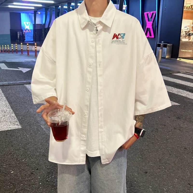 Camicie oversize da uomo 5XL Moda bianca con stampa di lettere Camicetta da uomo Camicia oversize Abbigliamento casual Estate per uomo Nuovi vestiti