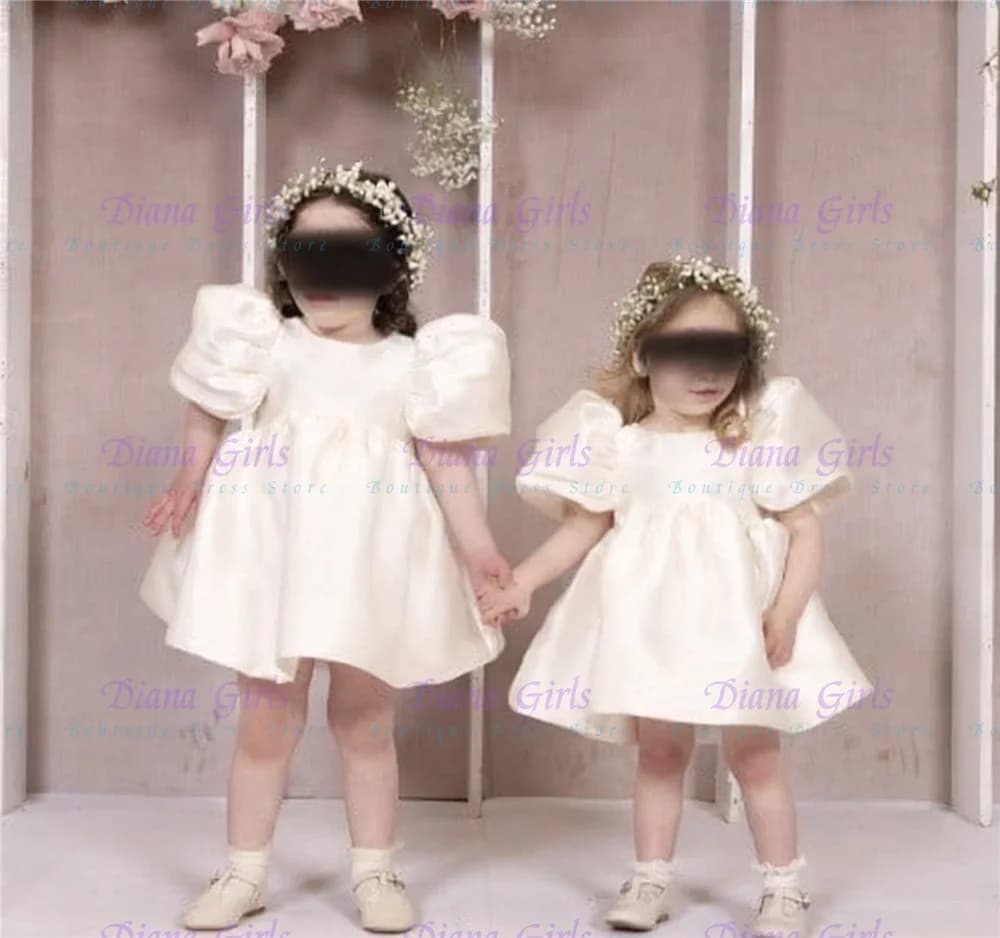 Bellissimo abito da ragazza di fiori color champagne leggero in raso con soffice cintura con fiocco lungo in tulle per abiti da ballo da sposa Abiti da compleanno per bambini
