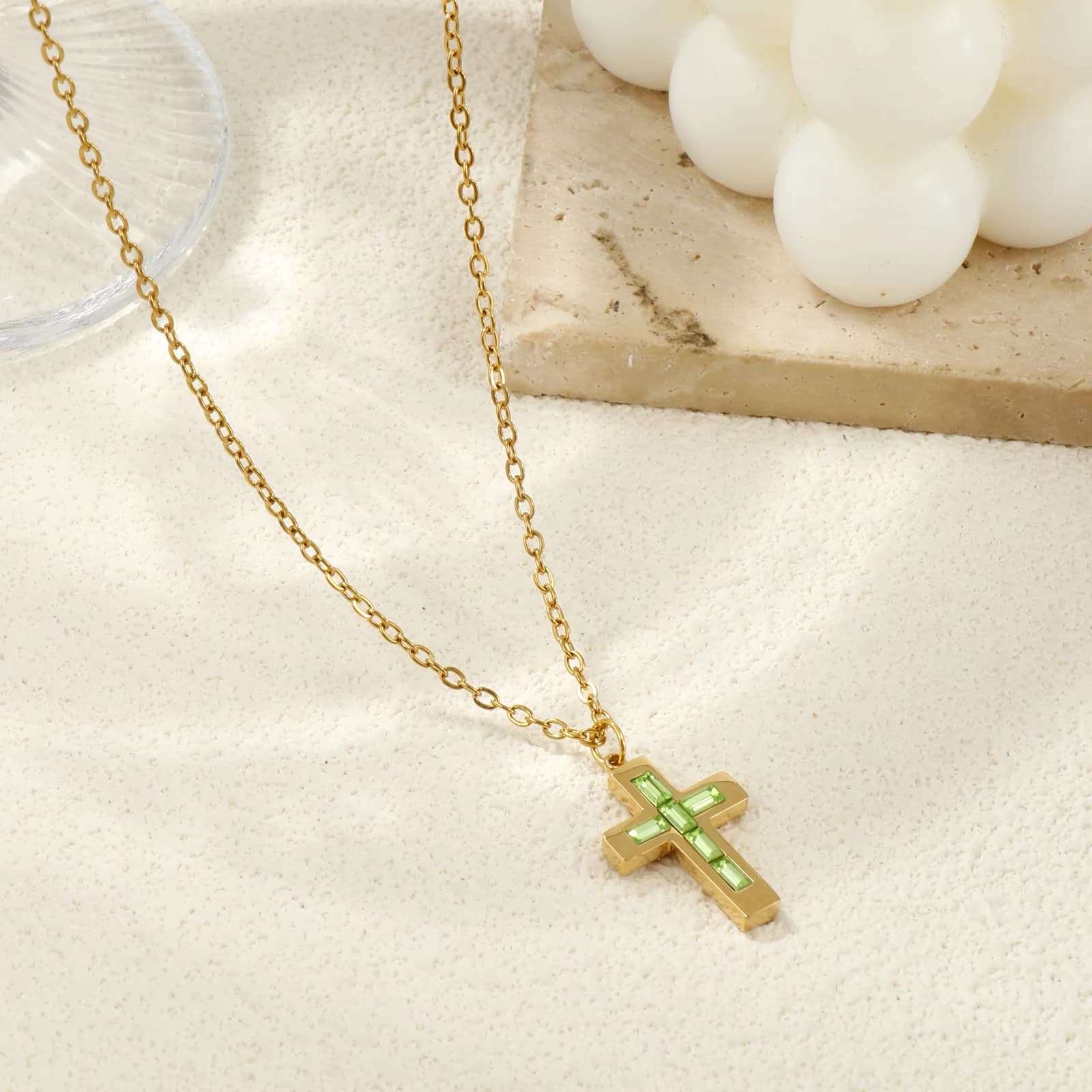 Collana con ciondoli a forma di croce con pietra portafortuna religiosa in acciaio inossidabile 304 Collana con ciondolo croce con catena a maglie placcata in oro 18 carati 45 cm + 5 cm