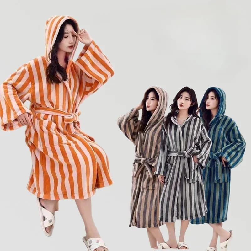 Women's Bathrobe Thick and Warm with Hood, Long Sleeved Saws Flannel, Female Pijama