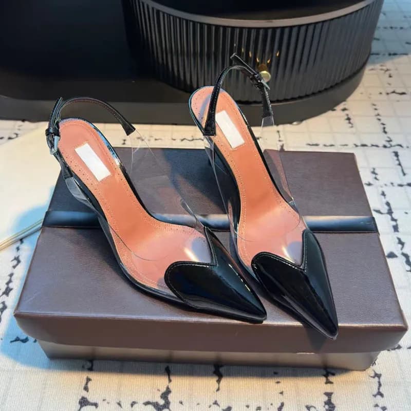 Sandali a punta a forma di cuore originali di marca di design per donna, tacchi alti in pelle con tacco sottile trasparente, scarpe con punta aperta