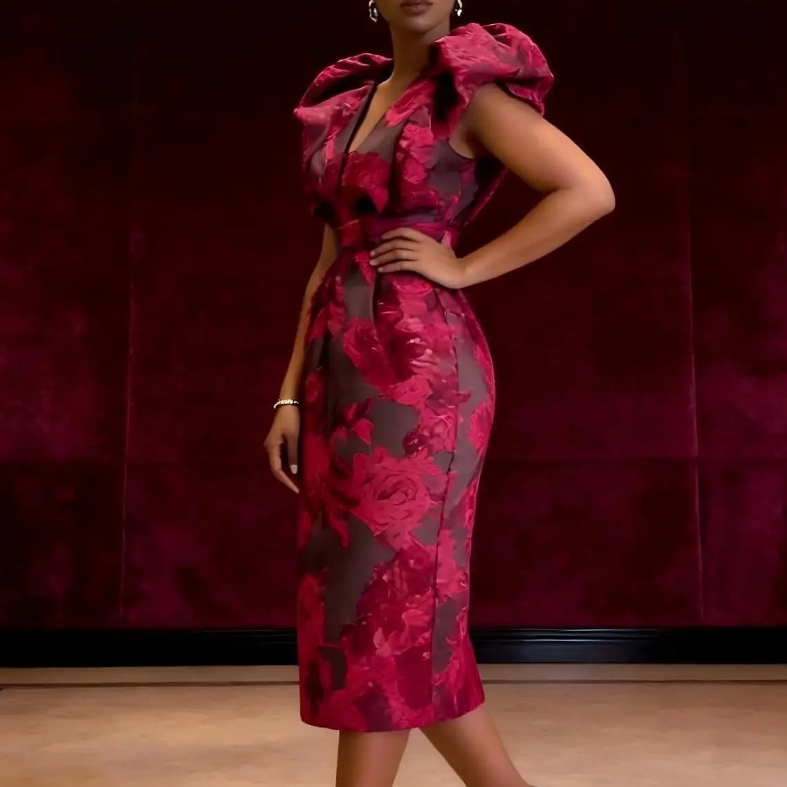 Abito da Cocktail QMANSHA Plus Size Bordeaux Floreale Jacquard da Donna con Spalle a Puff, Scollo a V, Cintura, Vestito Midi Aderente per Feste Formali