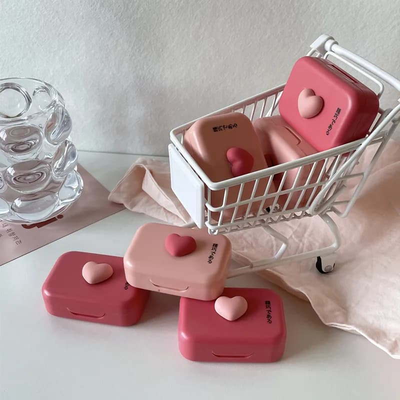 Contenitore per lenti a contatto Scatola portaoggetti per lenti carina Scatola per pupille Kawaii Piccola scatola portatile per partner doppio Custodia per lenti a contatto Sweet Love