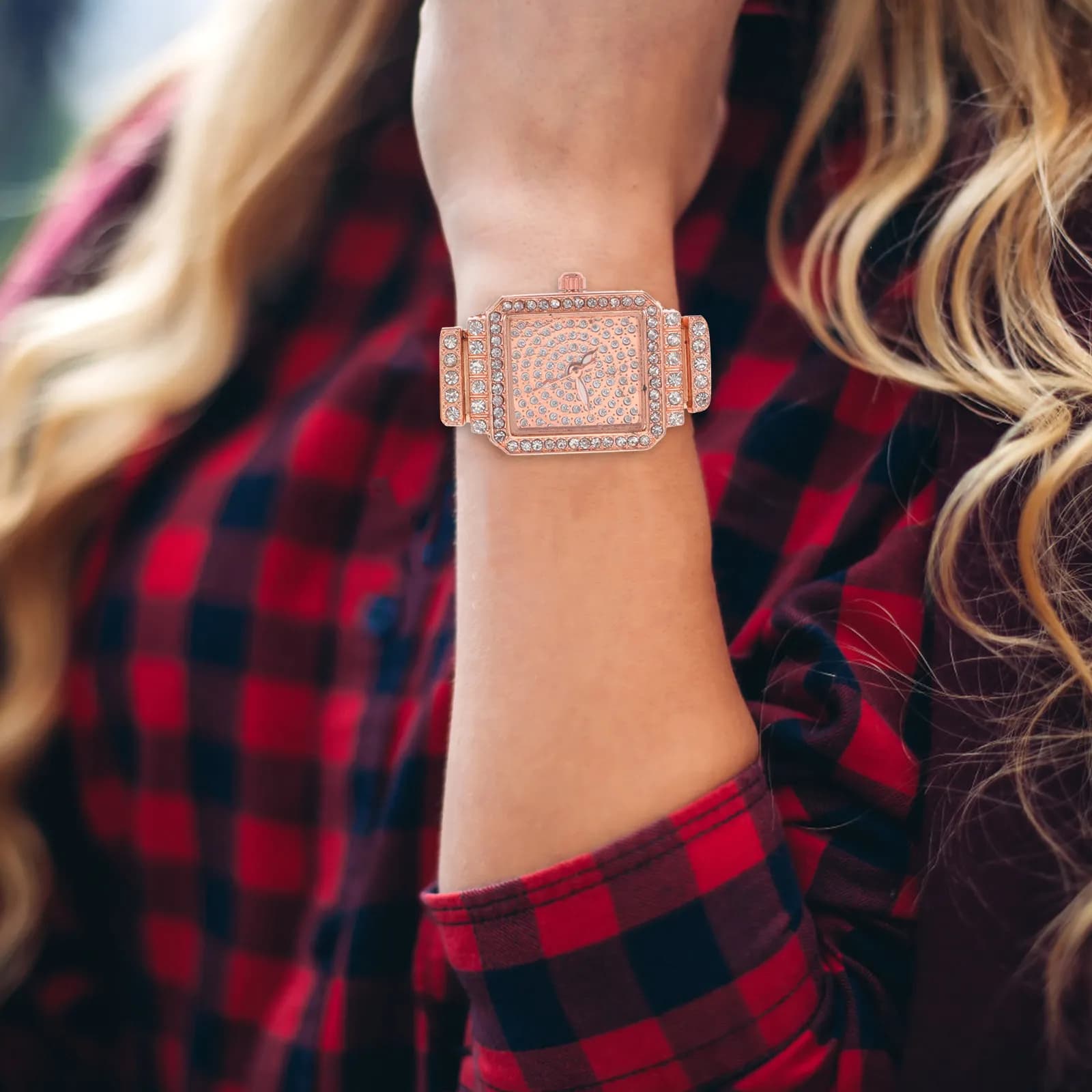 Orologio da polso da donna al quarzo, completamente impreziosito da strass, elegante, lucido, alla moda, casual, per ufficio, studenti, regalo di compleanno