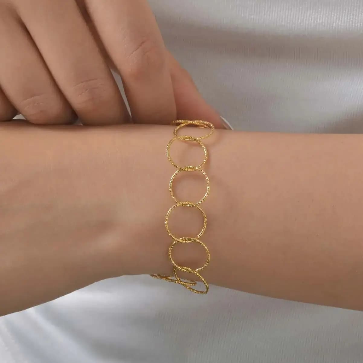 Bracciale con design a catena alla moda per donna, bracciali a catena rotonda in acciaio inossidabile, regali di gioielli con ciondoli