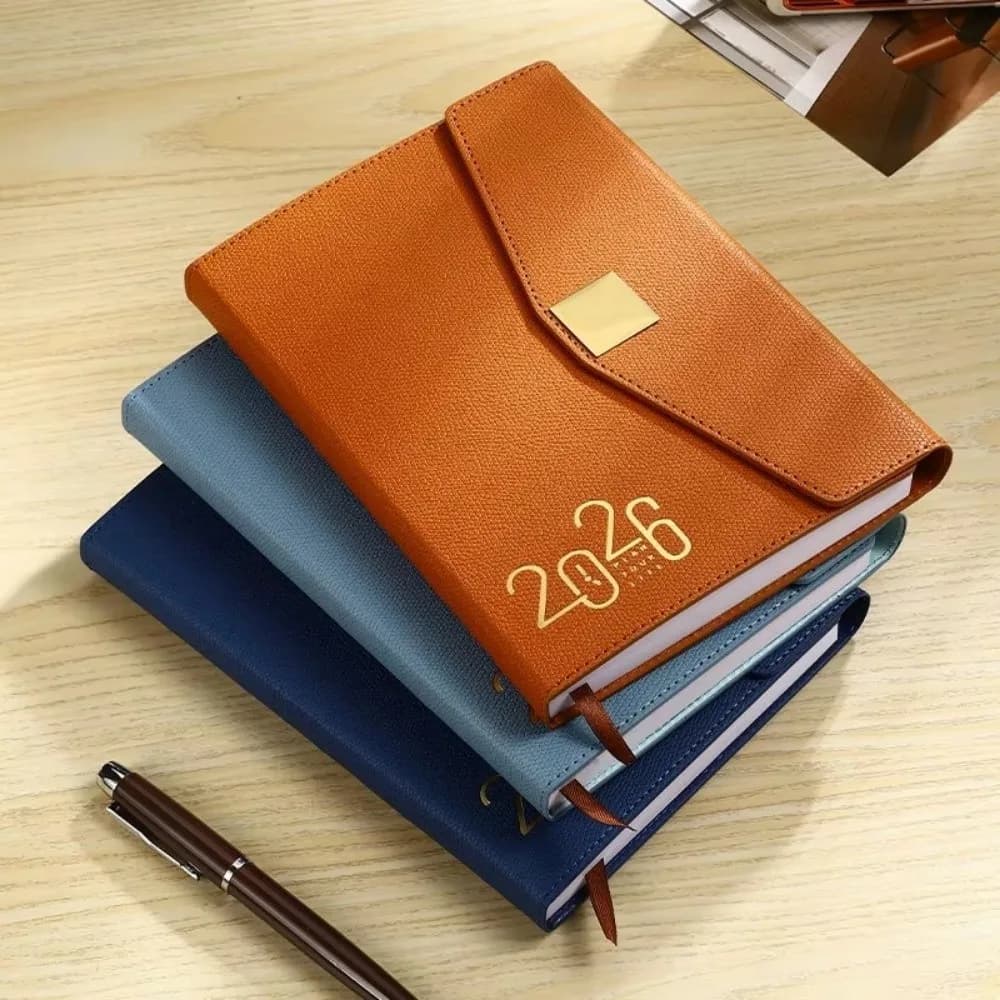 2026 A5 Planner Notebook Cover in pelle Fibbia quadrata Agenda Diario Blocco note Notebook inglese Piano giornaliero Organizzatore del tempo