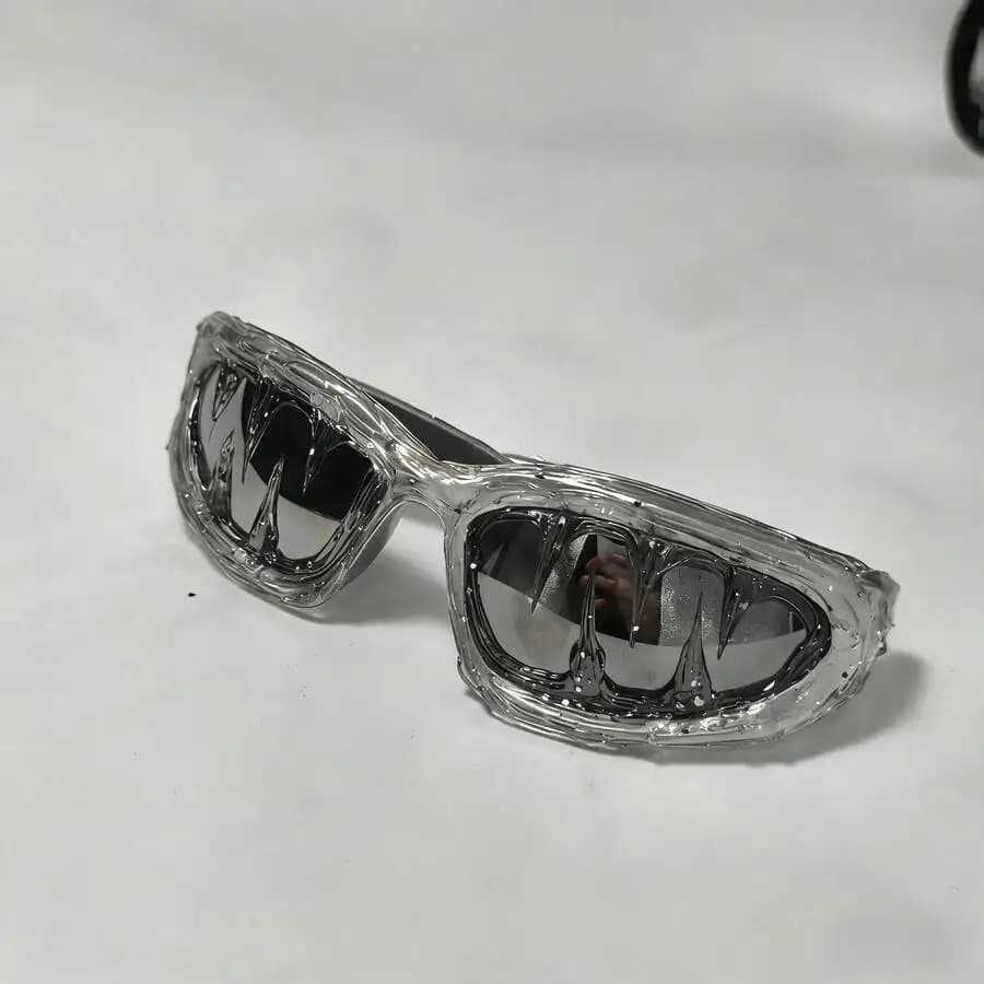 1 Pc Fashionable Dark-Style Gothic Epoxy-Coated Punk-Style Riveted Fashion Glasses