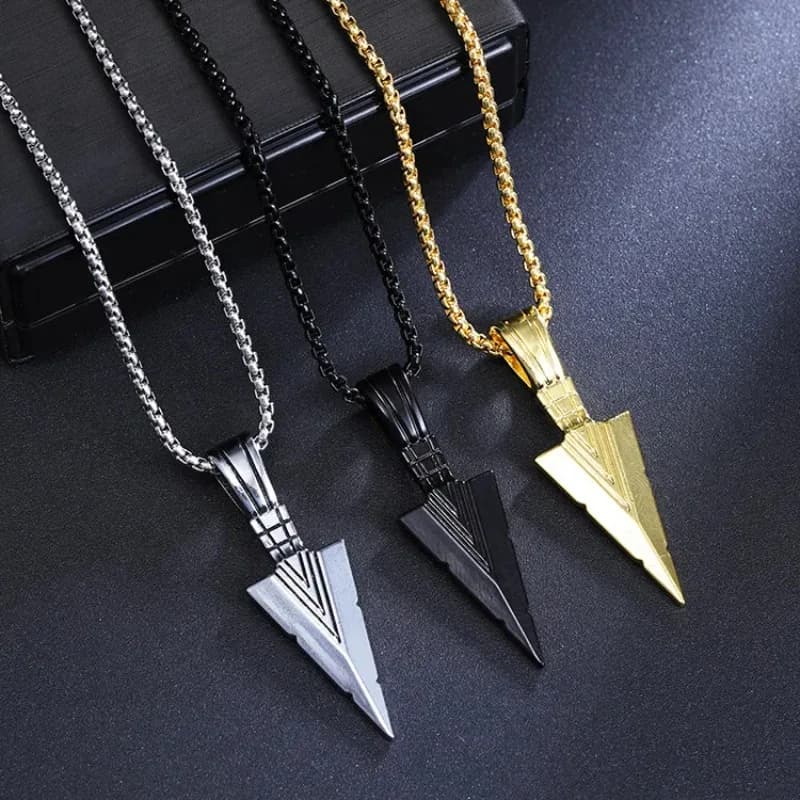 Collana con Ciondolo a Freccia Triangolare, Girocollo Minimalista in Acciaio Inossidabile, Gioielli Y2K a Strati per Donne