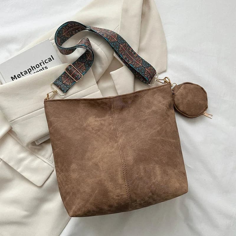 Vintage Women's Shoulder Bag for commuting Large Capacity Casual Shoulder Bags and Handbags in Pu Leather Design Tote