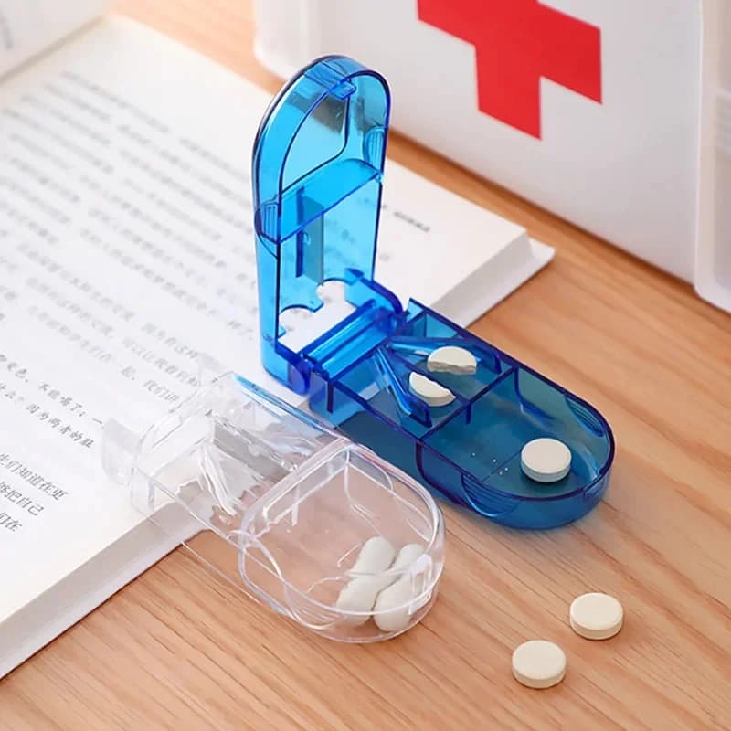 Tagliapillole Portatile 1/2/3/4 Pezzi, Scatola per Medicinali, Divisore per Compresse, Contenitore per Pillole