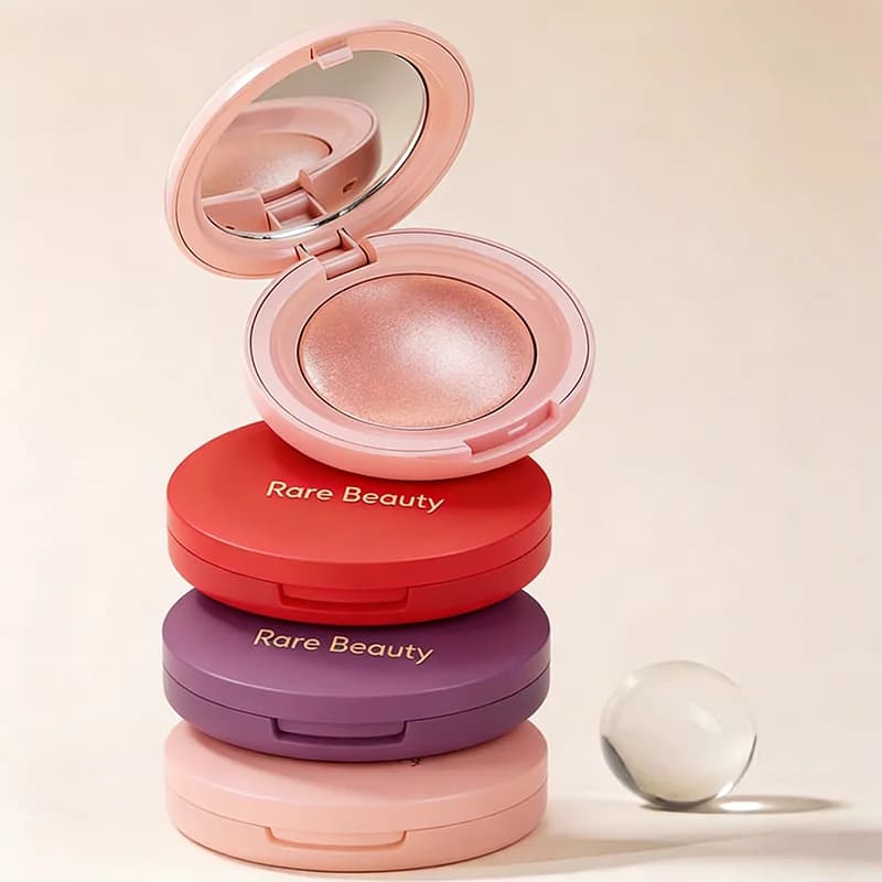 Palette 2 in 1 Rare Beauty: Blush e Illuminante in Polvere, Effetto Luminoso Setoso e Duraturo, Trucco Viso Naturale Facile da Sfumare