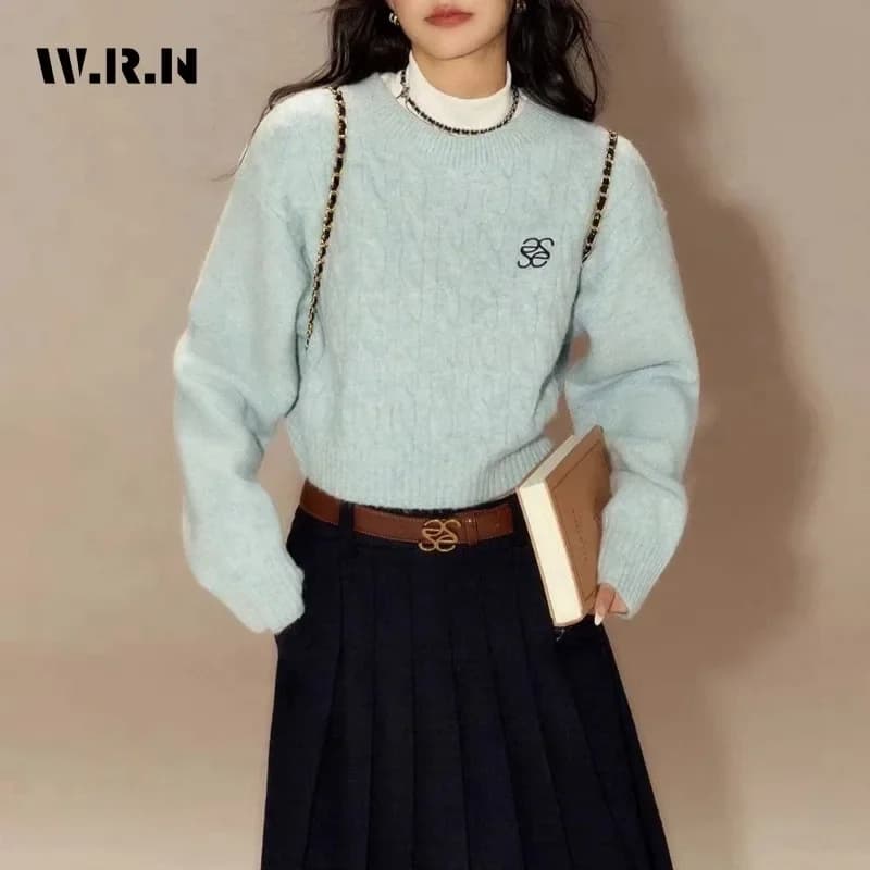 2025 Winter Elegant Sweet Round Neck Knitting Long Sleeve Blue Pullovers Women Basics Chic Ladies Slim Fit Sweater Short Top
