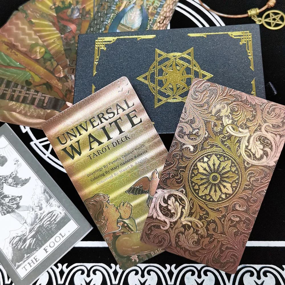 Confezione regalo Set di lusso lamina d'oro tarocchi stampa a caldo PVC impermeabile resistente all'usura gioco da tavolo solitario scacchiera