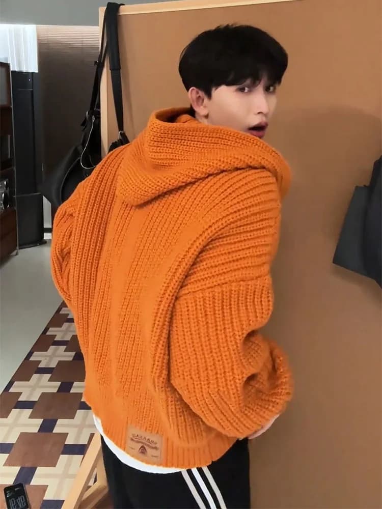 Cardigan lavorato a maglia abbottonato arancione Maglione invernale da uomo con cappuccio americano Sle Capispalla pesante pigro con ago grosso