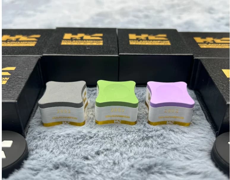 High Quality HC Billiard Chalk Powder Pool Cue Chalk Block with Multiple Colors for Professional Players