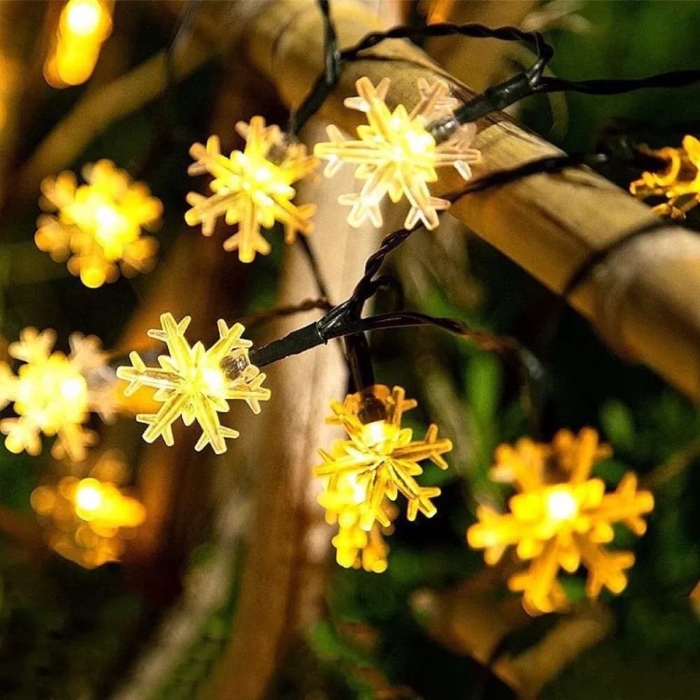 1PC 5M20LED/7M50LED/12M100LED Stringa luminosa solare a forma di fiocco di neve -8 modalità di illuminazione, utilizzabile per esterni, giardino, terrazza, cortile e feste
