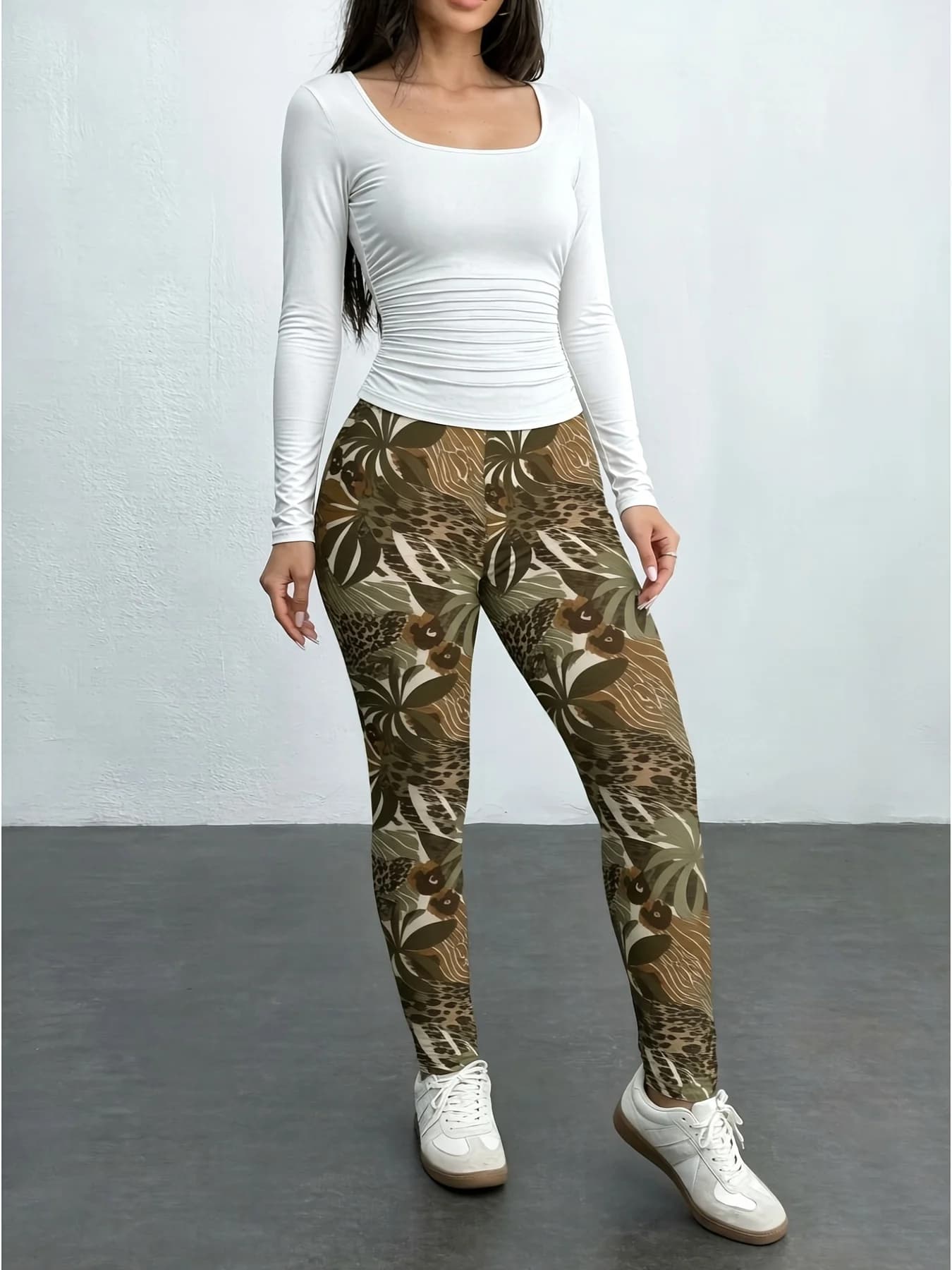 Women's Casual Elegant Square Neck Solid Color Long Sleeve Top with Elastic Waist Geometric Pattern Printed Pants Set