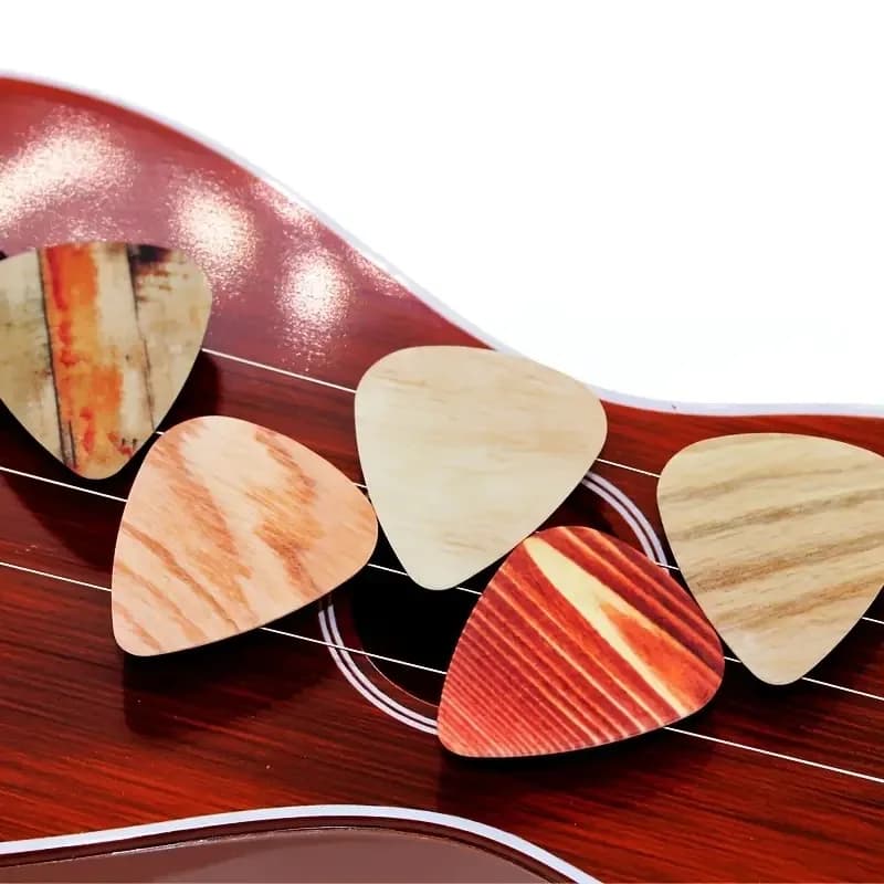Set di 50 Plettri Colorati con Motivi per Chitarra, Accessori per Strumenti Musicali, Ukulele e Folk