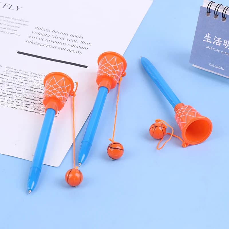 Penne a Forma di Canestro da Basket in Offerta, Gadget per Feste a Tema Basket - Penne Sportive con Gioco di Lancio per Feste di Compleanno a Tema Sportivo