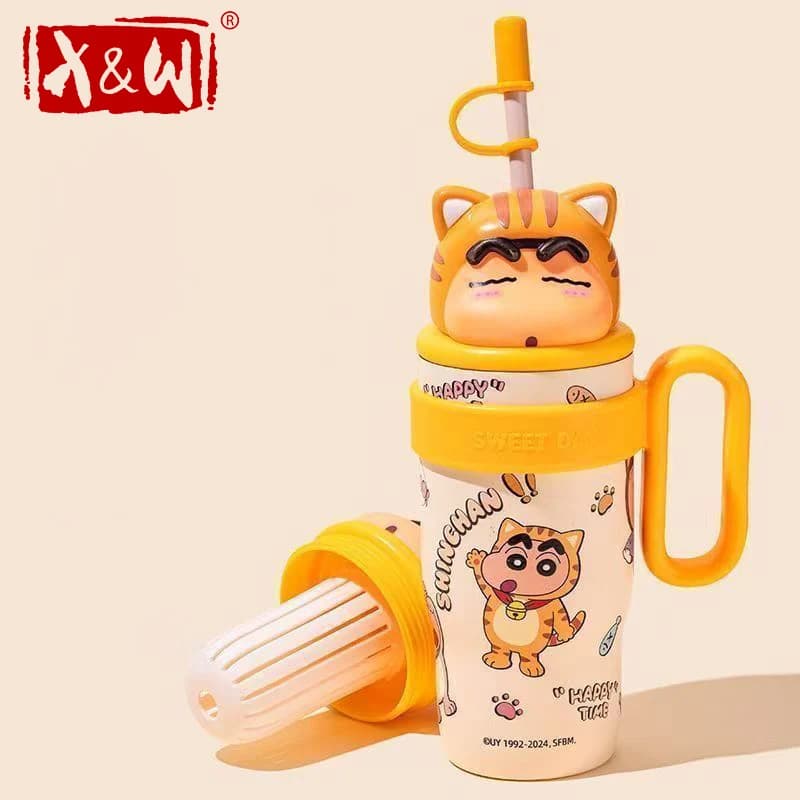 X&W Crayon Shin-Chan Children Insulated Cup 800ml 316 Stainless Steel Ice Tumbler Cute Straw Cup Portable Travel Car Cup Gifts