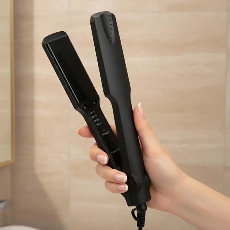 Piastra riscaldante professionale in ceramica a doppio uso con preriscaldamento rapido, utilizzata per stirare i capelli ricci.
