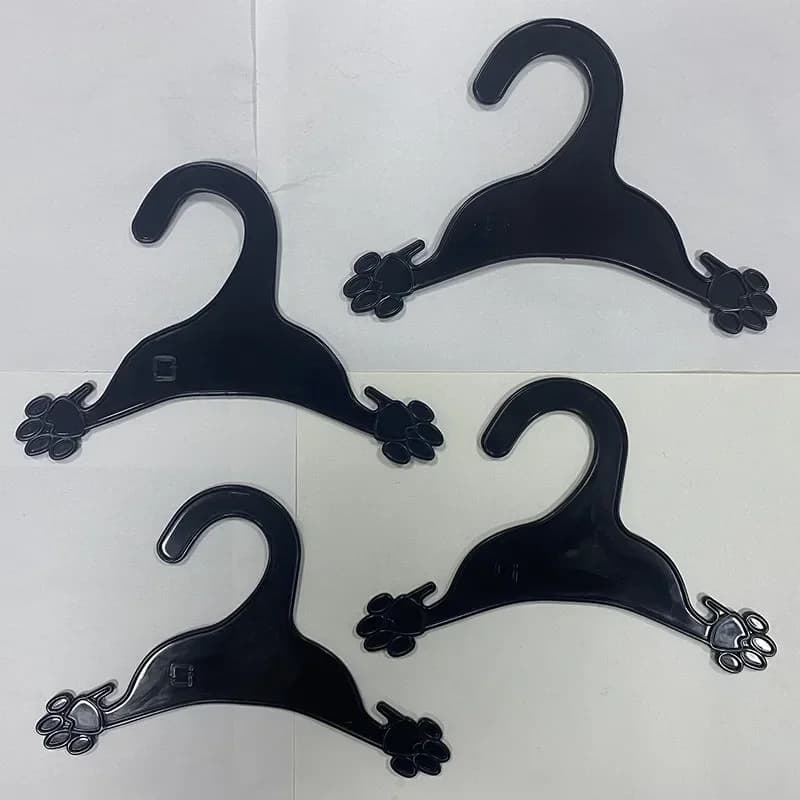 1pcs Dog PawPet Clothes Hanger Mini Cute Anti Slip Storage Dog Cat Clothes Rack Durable Functional Plastic Pet Hangers for Dog