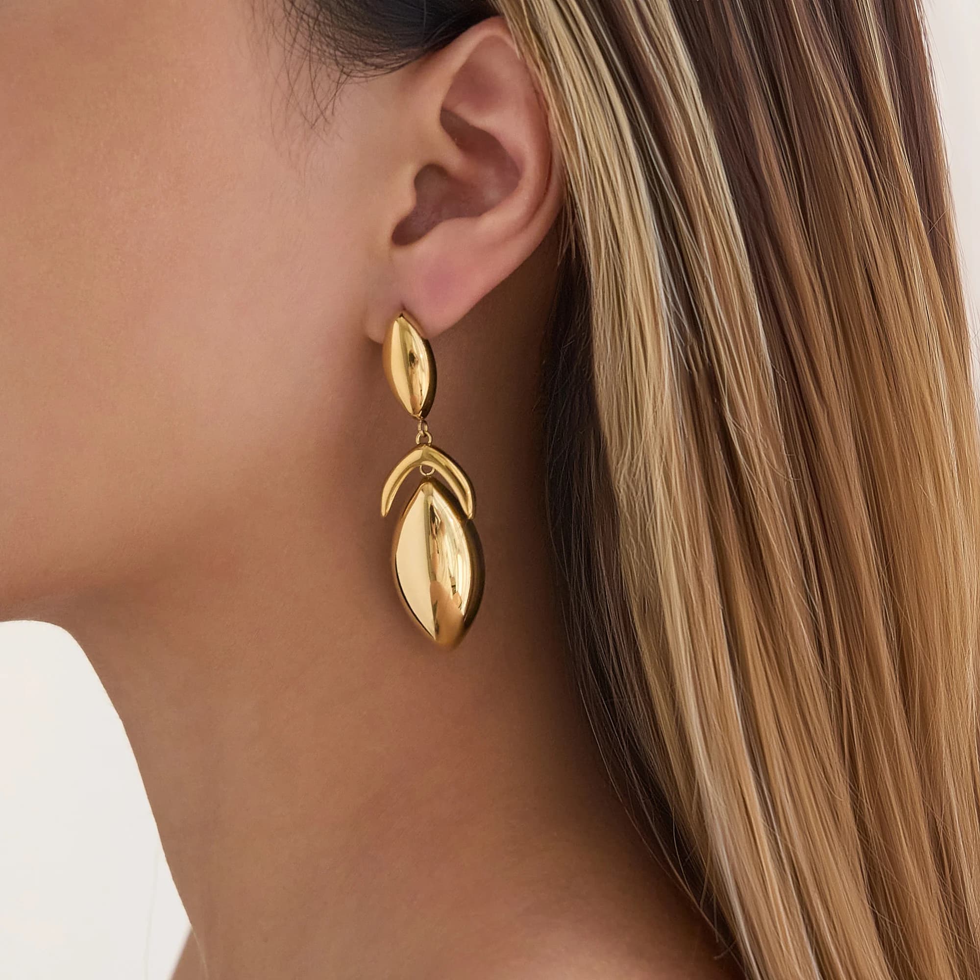 DASEIN Vogue Seed Flower Drop Earrings Summer New INS 18k Gold Plated Hypoallergenic Stainless Steel Trendy Lady Jewelry