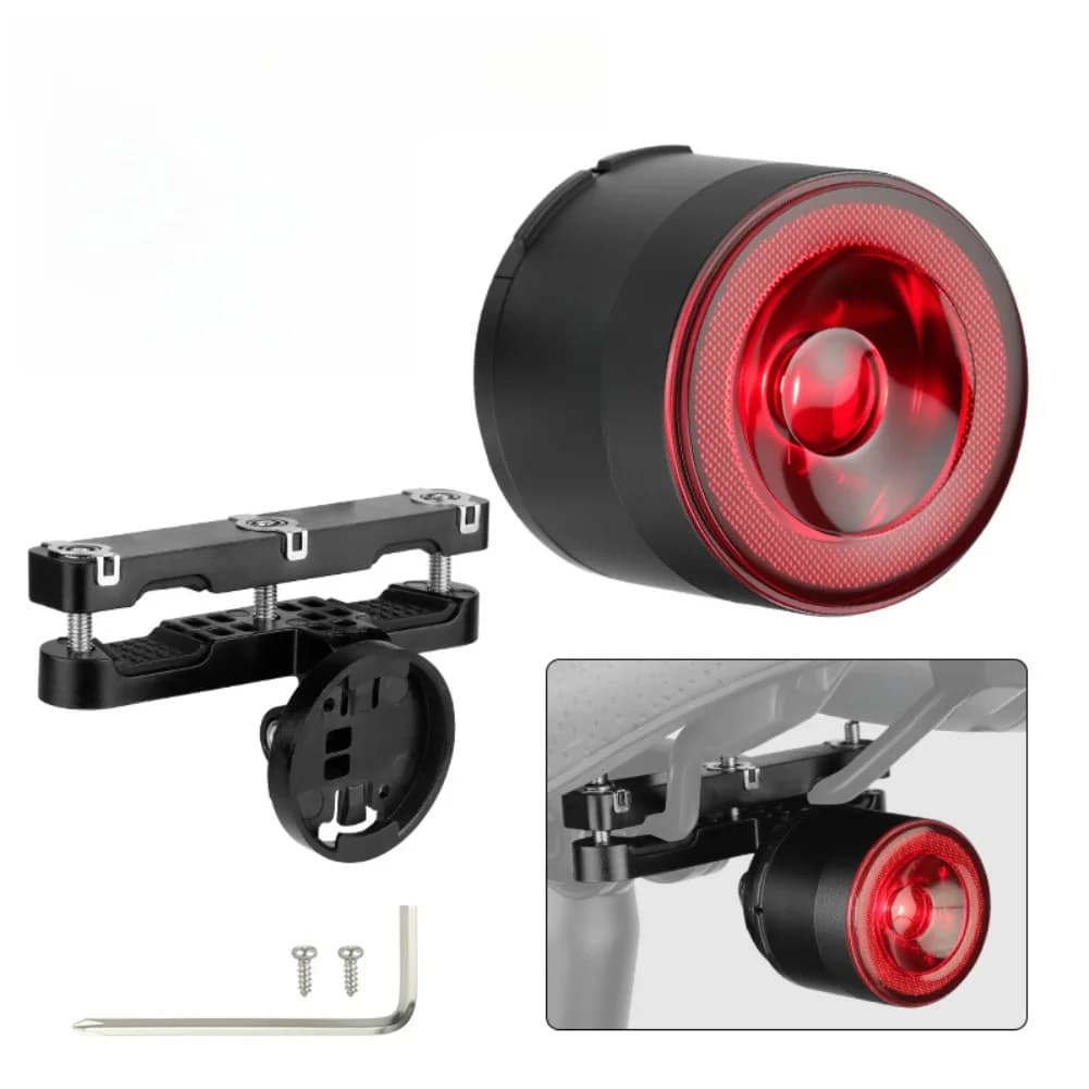 300-lumen LED USB-C Bike Light Night Riding Included Wrench And Screws Aluminum Alloy Housing 300-lumen Brightness