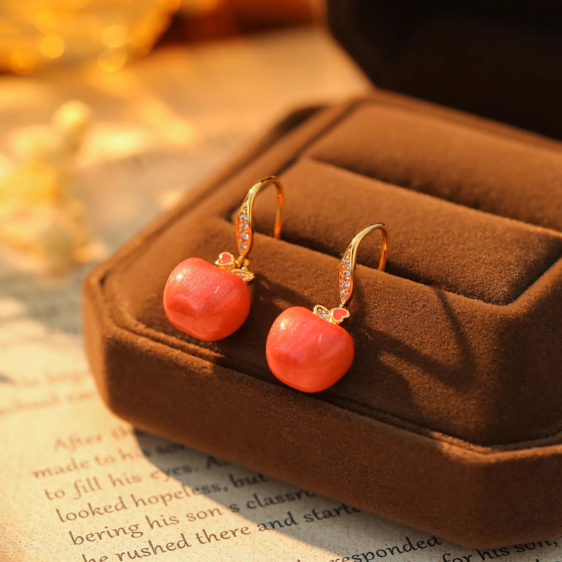 New style personalized apple-shaped zirconia enamel drop earrings for women, high-end ear jewelry with a sophisticated look.