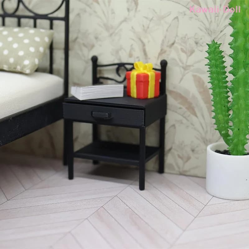 [DO] 1 pz Comodino per Casa delle Bambole, Design Realistico in Miniatura, Mini Comodino, Arredamento per Camera da Letto, Alta Intricazione per Hobbisti[DO]