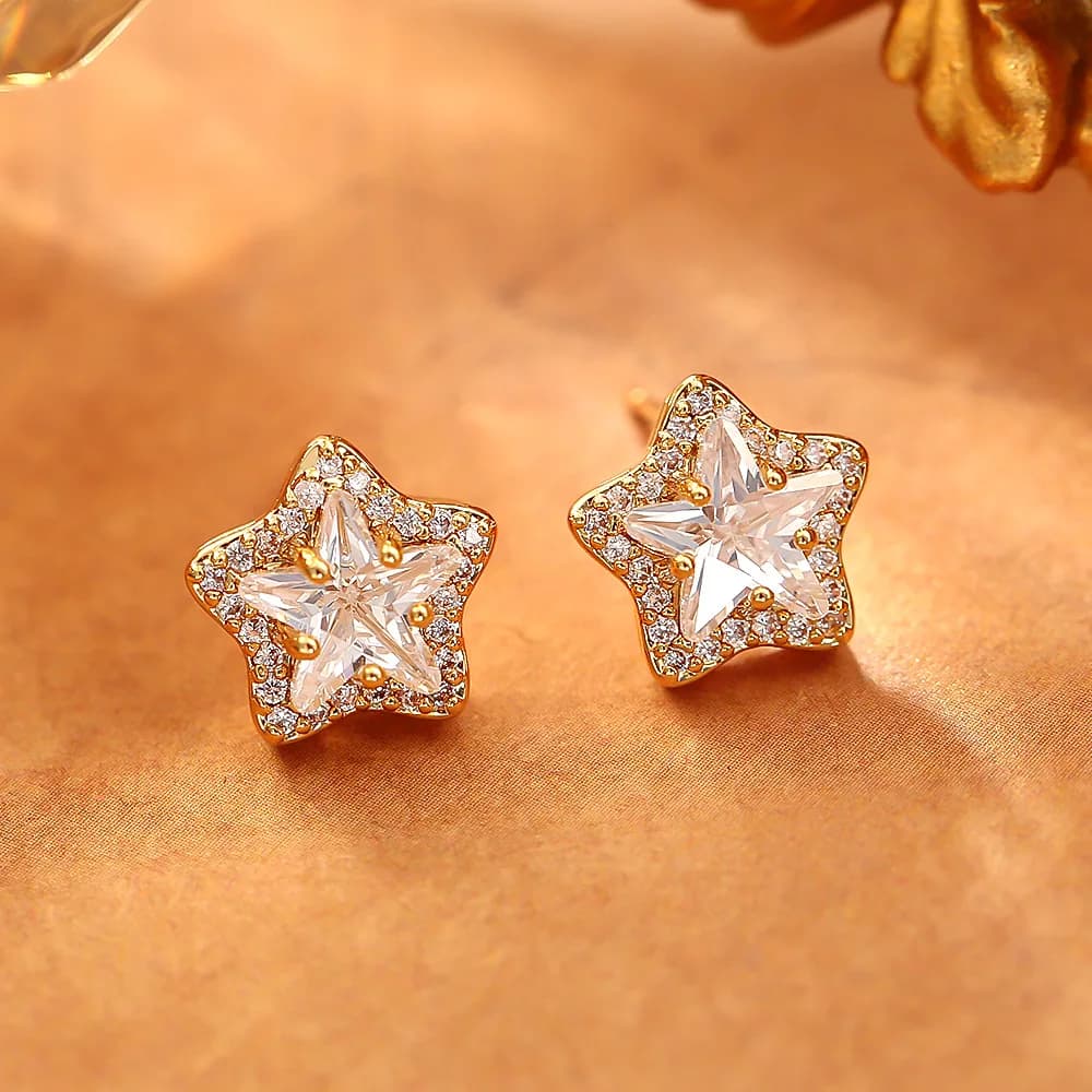 Super flash zircon five-pointed star earrings, high-end, exquisite, compact, versatile earrings, niche design, elegant earrings
