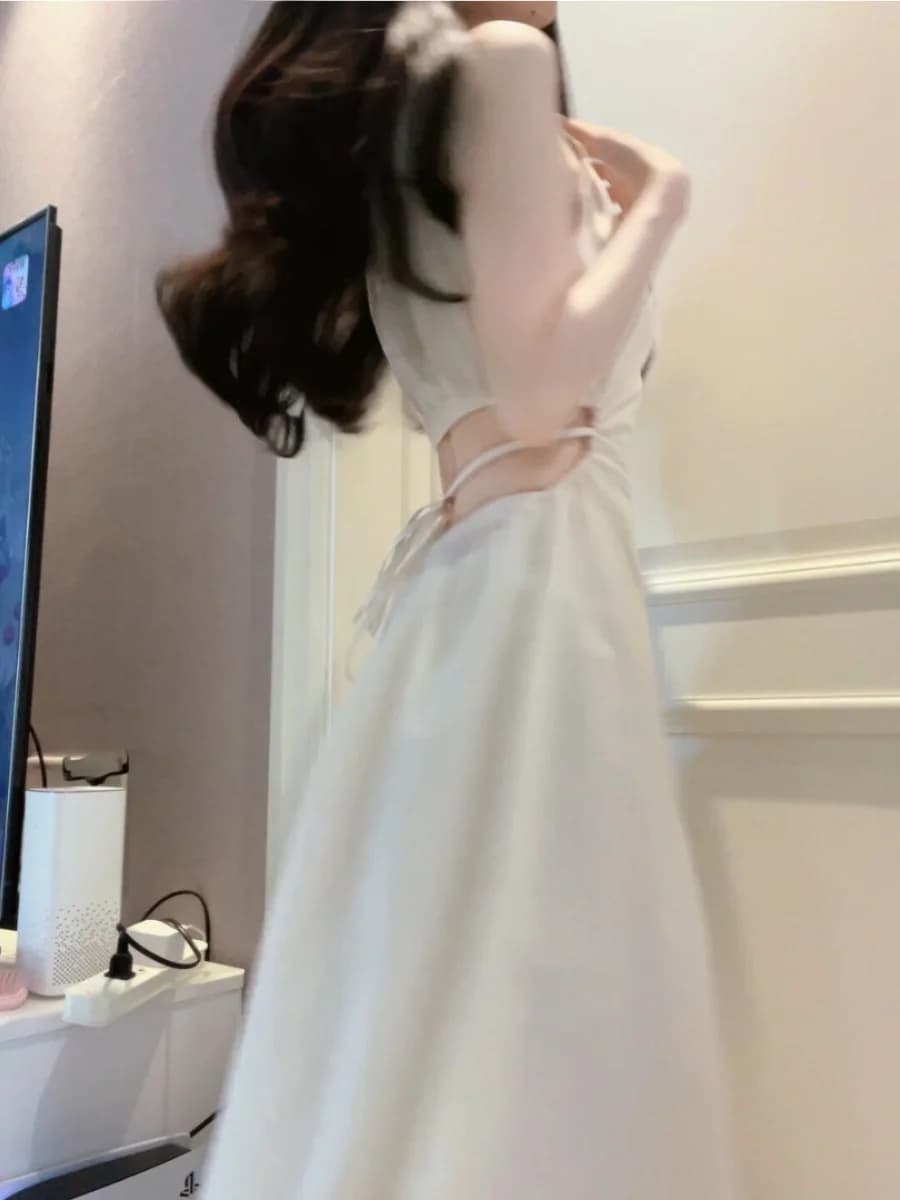 Elegant White Bridesmaid Summer Beach Vacation Women's Dress Hanging Neck Strap Long Fairy Skirt A-Line Silhouette Gathered W...