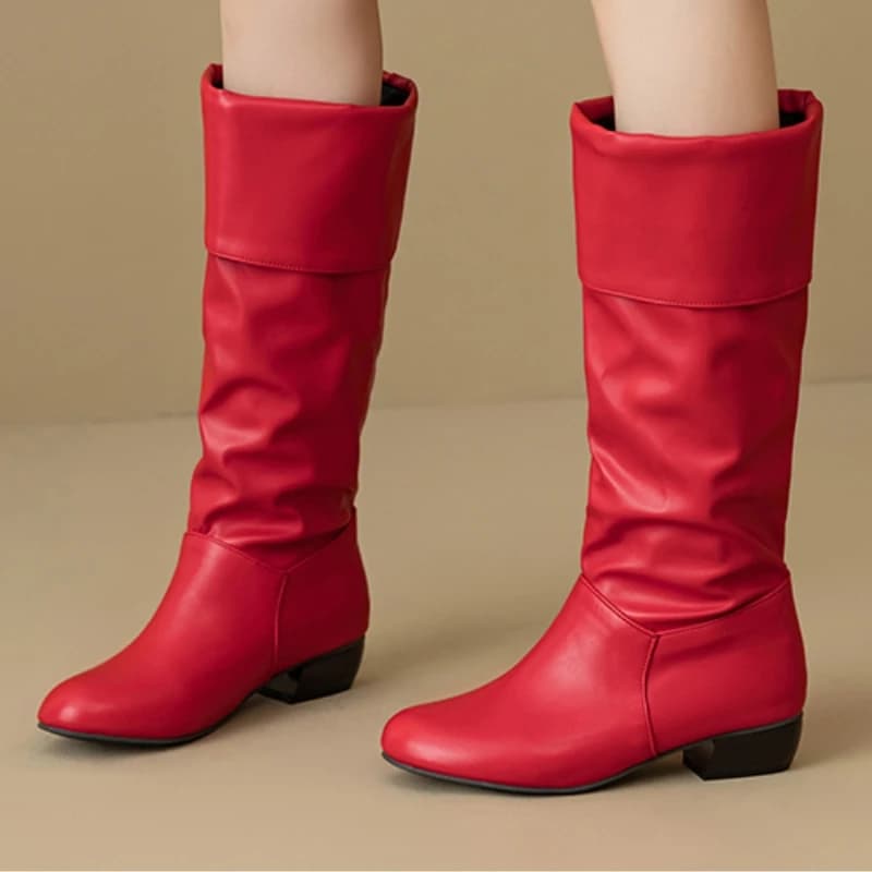 Stivali alti al ginocchio slip on Scarpe autunnali pieghettate Stivaletti alti da donna Eleganti scarpe lunghe nere bianche rosse Lady Large Size 47 impermeabili