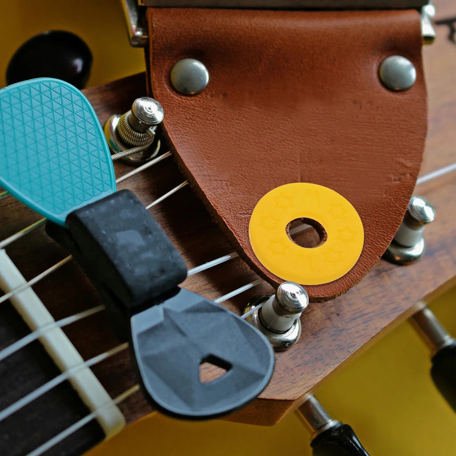 12 Pezzi Bloccacinghie per Chitarra con Design Anti-Caduta, Eleganti Bloccacinghie di Sicurezza per Chitarra, Basso, Ukulele, Facili da Installare