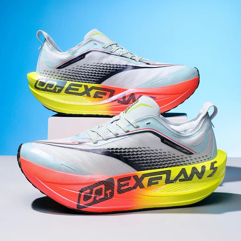 Running shoes carbon fiber board marathon men's breathable lightweight women's comfortable sports non slip sports shoes