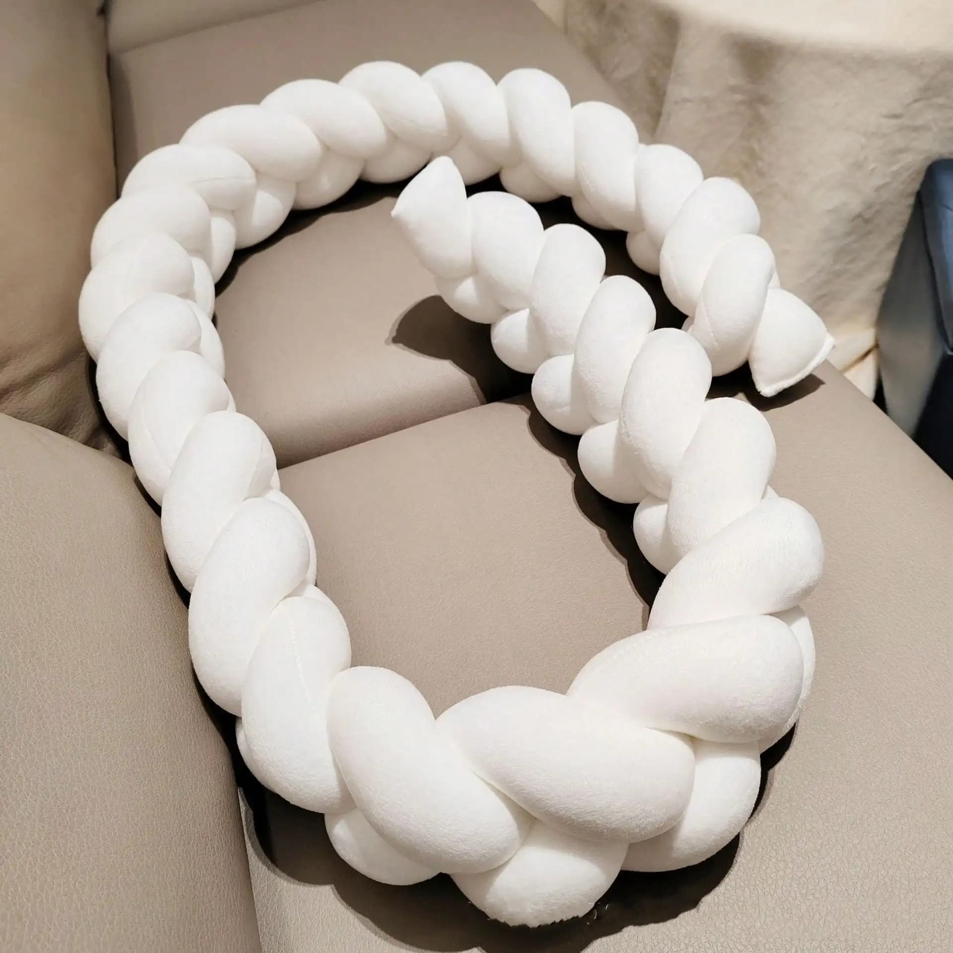 1M/2M/3M Knot Braid Bumper Infant Cradle Cot Protector Plush Pillow Cushion Crib Anti-collision Room Decor Baby Bed Bumper