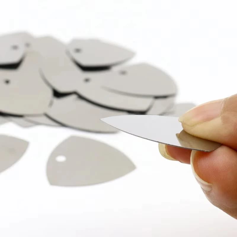 10-50PCS Triangolo In Metallo Strumenti di Apertura Del Telefono Plettri In Metallo Della Chitarra Della Leva Apri Per iPhone iPad Tablet PC Smontare Kit di Strumenti di Riparazione