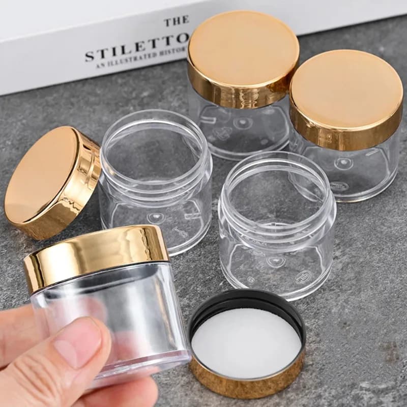 Set di 8 Barattoli Vuoti con Coperchio Dorato per Cosmetici, Polveri, Alimenti, Contenitori da Viaggio, Vasetti in Plastica Trasparente per Creme Viso e Campioni