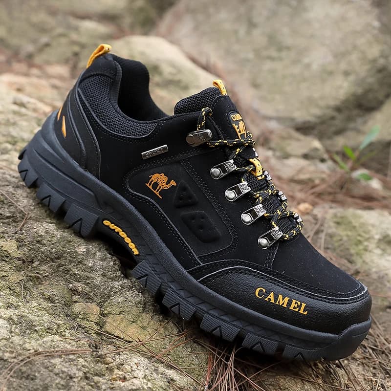 Men's Classic Black Trekking Shoes Low Climbing Shoes For Men's Trekking Shoes Anti-slip Mountaineering Shoes Man