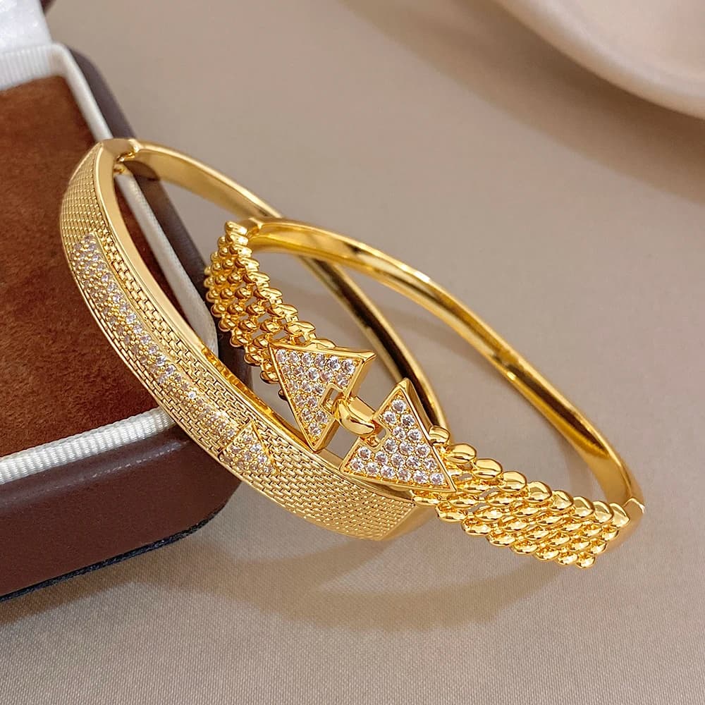 Creative Hollow Grid Arrow Copper Bangle for Women Rhinestone Inlaid Gold Plated Waterproof Spring Bracelet Party Jewelry Gift