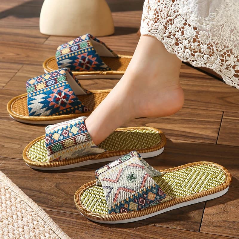 Summer Shoes for Couples Bamboo Screw Weed Slippers for Home Fresh Non-slip Slippers with Soft Bottom thickened for Interior