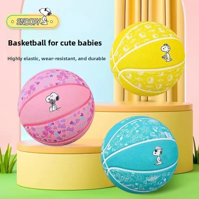 Pallone da basket per bambini con Snoopy, simpatico cartone animato, creativo, Kawaii, per studenti, ad alto rimbalzo, per allenamento, periferica anime, regalo di Natale