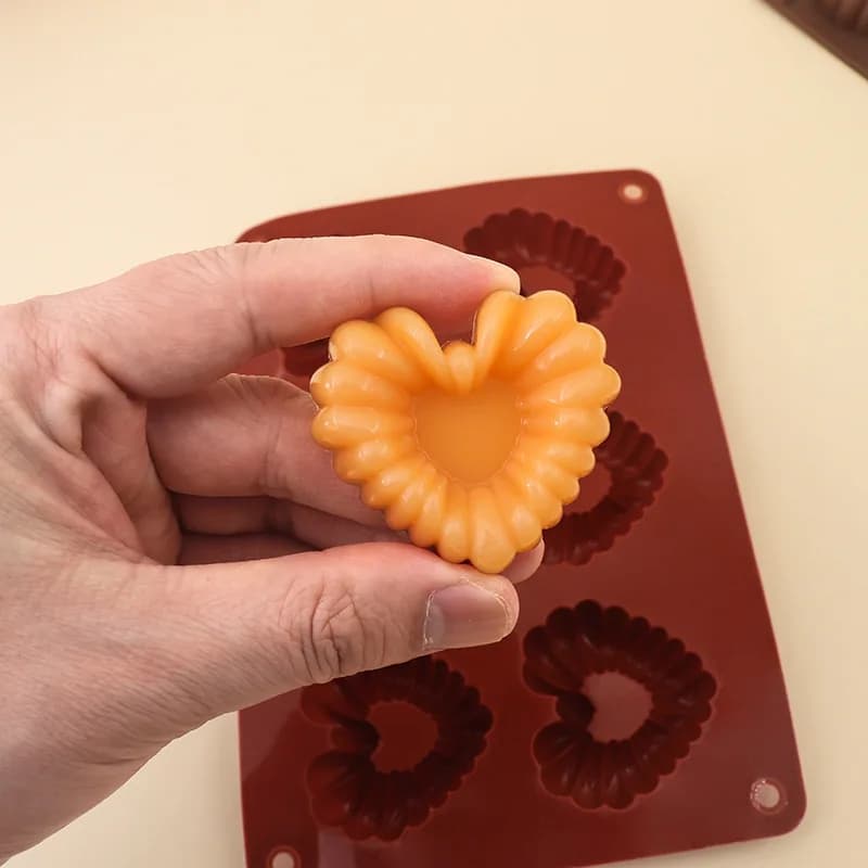 Stampi per cioccolato in silicone a forma di cuore Stampo da forno fai-da-te Stampi per griglia per ghiaccio a 6 fori Utensili da cucina per caramelle morbide per mousse