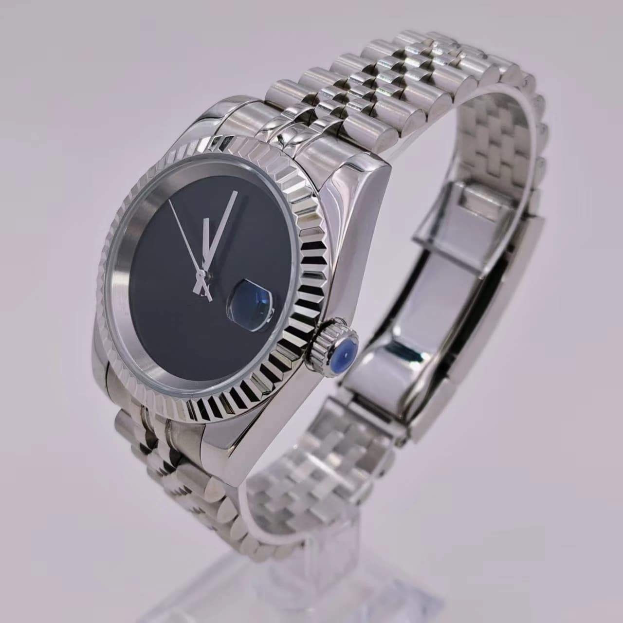 Fa-da-Te Modified Watch with NH35 Movement, 39mm Sapphire Glass, Compatible with Seiko NH35 Movement, Black Solid Hands Without Indicators, 28.5mm Dial
