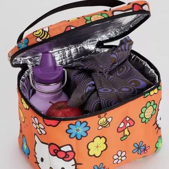 Cute Sanrio's Hello Kitty Insulated Bag Kawaii Large Capacity Storage Bag Handbag Ins Korean Cartoon Anime Friend Birthday Gift