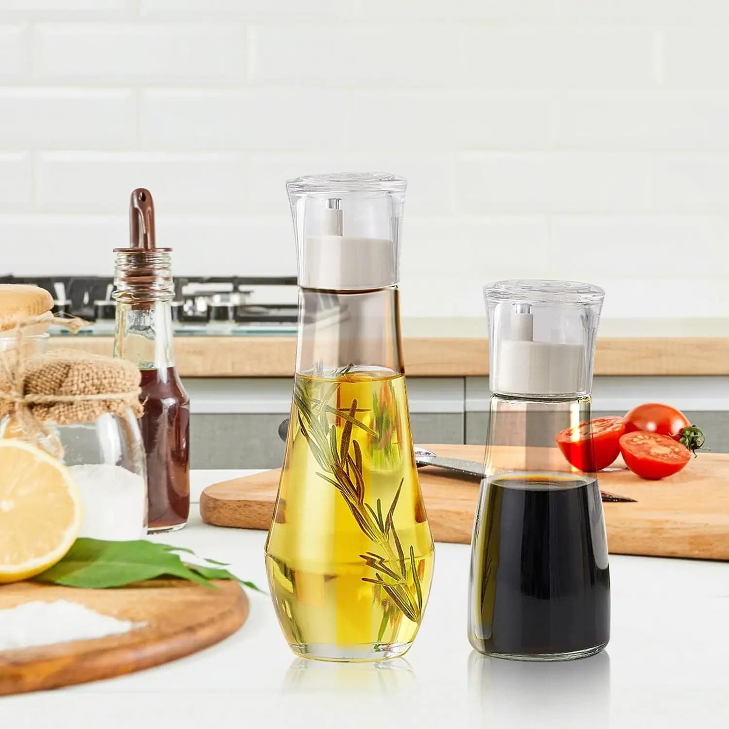 Oil and Vinegar Dispenser No-Drip Spout, Glass Soy Sauce Dispenser Bottle Set, Olive Oil Cruet with Dust Cap for Kitchen Dinner