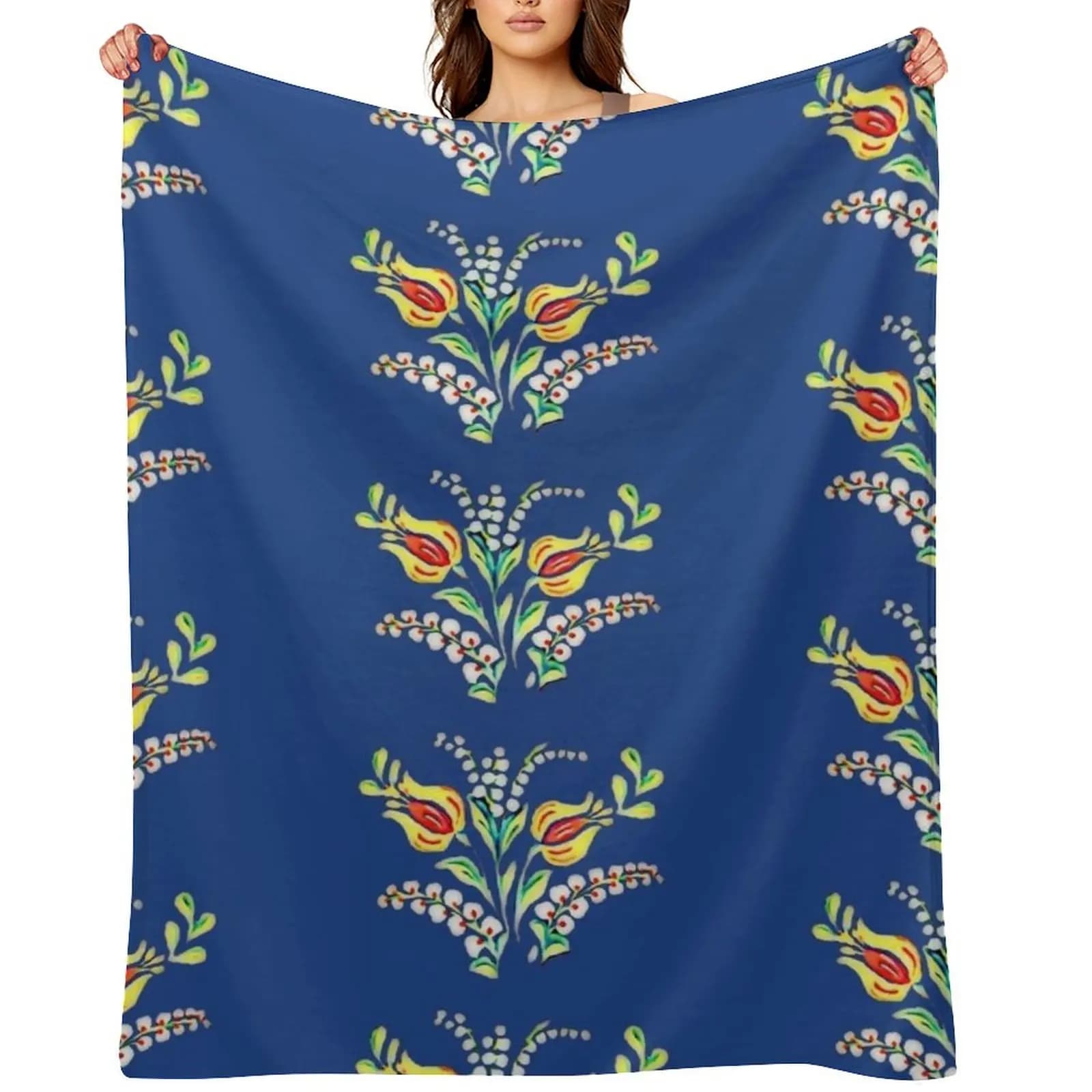 Yellow-white Hungarian floral motifs - folk art cover, Thin-haired snug, Design bed