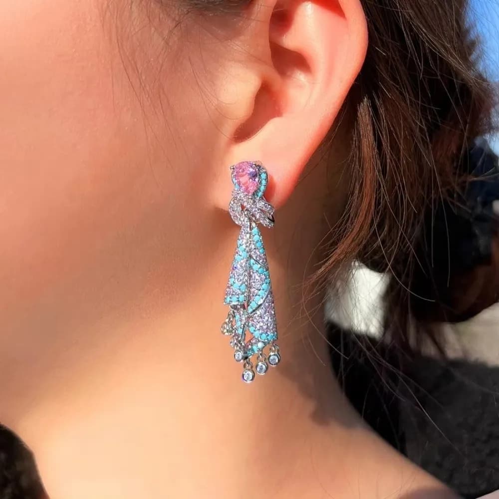 Eleganti Orecchini con Cristalli di Zirconia, Orecchini Pendenti Delicati di Lusso, Stile Etnico per Donne, Ideali per Banchetti