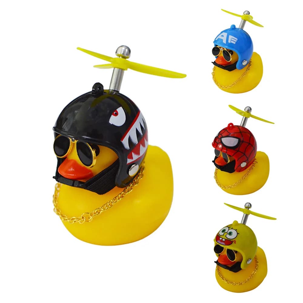Piccola anatra gialla in gomma con casco Accessori per la decorazione di interni dell'auto Campanello da ciclismo Elica per clacson per bici per bambini senza luci